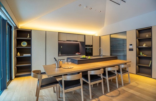 Hirafu Ski Chalet | IORI Niseko