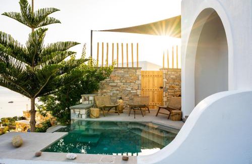Ios Town Villa | Ios Seaside house with sunset view and small pool