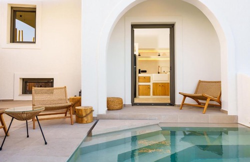 Ios Town Villa | Ios Seaside house with sunset view and small pool