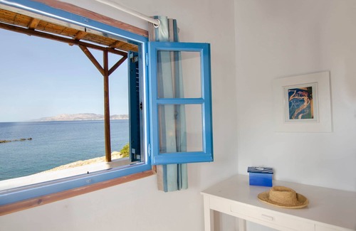 Milopotas House | Ios Villa - Private beach