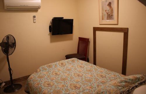 Ames Hotel | Iowa House Historic Inn