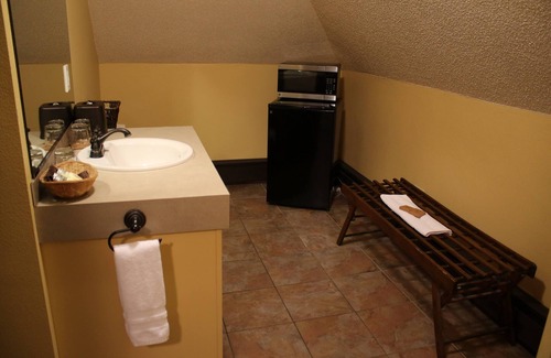 Ames Bed & Breakfast | Iowa House