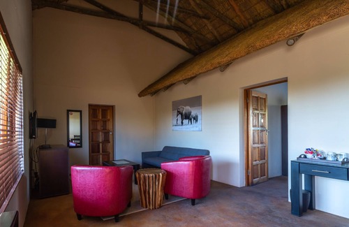 Vivo Cabin | Iphofolo Lodge