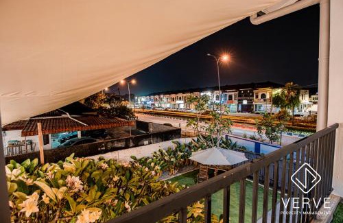 Pasir Pinji Villa | Ipoh 188 Private Pool Mansion by Verve 30 pax EECH119