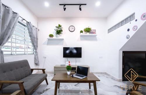 Ipoh House | Ipoh Deluxe Family Home by Verve (14 Pax) EECH04