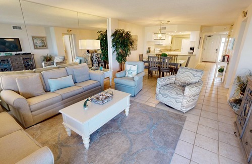 North West Florida Condo | IR 316 Coastal Beauty in this 2 BR Sunset view condo with washer/dryer