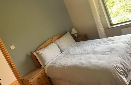 Glencolumbkille South House | Ireland the heart of the Burren CARRON, Co. Clare 3 bedrooms, 3 toilets Sleeps 7