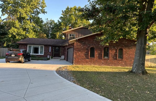 North Royalton Bed & Breakfast | Irena Bed and Breakfast