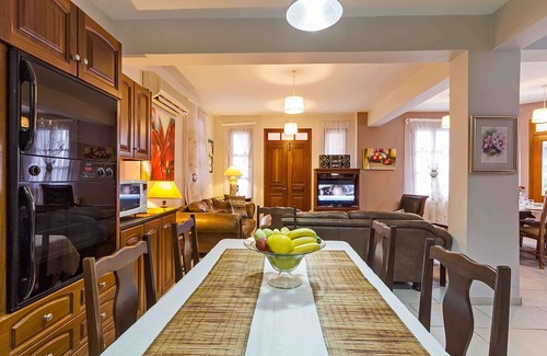 Peristerona Villa | Irene, 5 Bedrooms villa