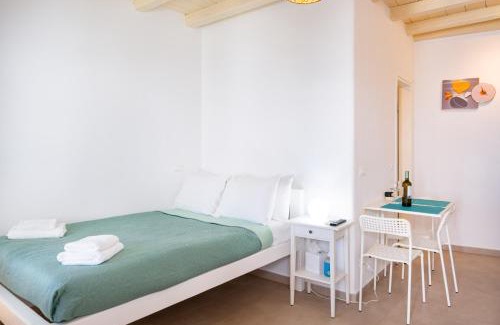 Tourlos Apartment | Irene's Studio