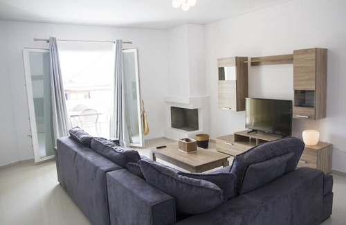 Skiathos Town Apartment | Iridanos Apartments