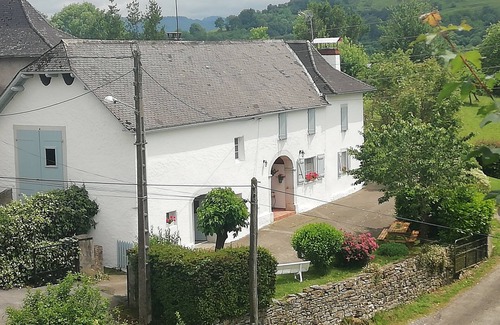 Aussurucq House | Irigaray house barricata district
