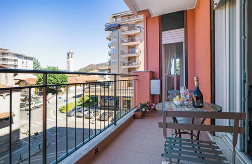 Angera Apartment | Iris Apartment Lake Maggiore with Lake View, Balconies, Air Conditioning and Wi-Fi