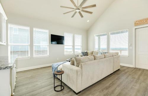 Freeport House | Iris - Beachfront - Pet & Family Friendly