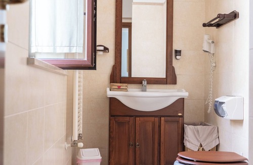 Laterza Bed & Breakfast | Iris Bed and Breakfast