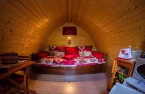 Gedre Cabin | IRIS Hut Hut