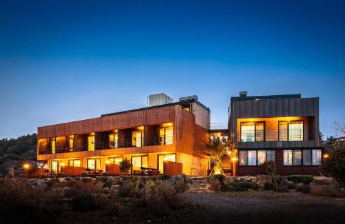 Jungmun House | IRO Jeju