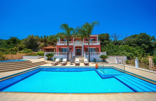 Polemarchi Villa | Iro Royal Villa – Villa with private pool in the hills of western Chania, Crete