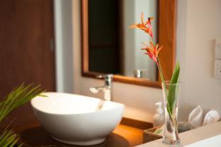 Chamkar Mon Hotel | iRoHa Garden Hotel & Resort