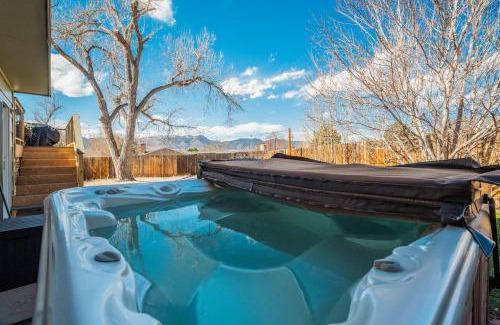 Briargate House | Iron View Hot Tub Fire Pit & Breathtaking Views