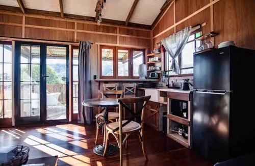 Moreton Bay Region Cottage | Ironbark Eco Luxury Cottage