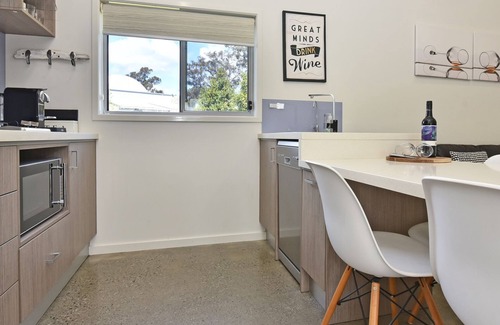 Pokolbin Villa | Ironbark Hill Villa 5