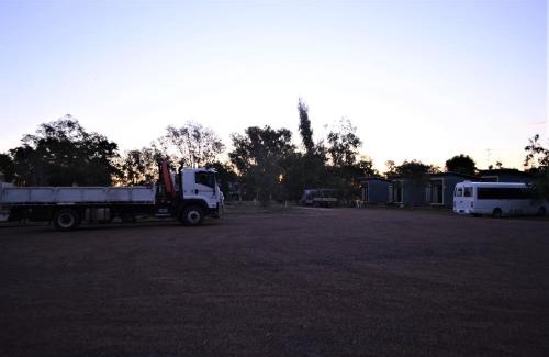 Barcaldine Hotel | Ironbark Inn