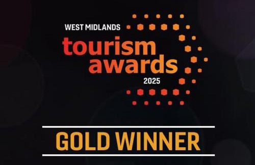 Coalbrookdale House | Ironbridge View Townhouse WINNER 2025 UK MOST PICTURESQUE SELF-CATERING HOLIDAY HOME & WINNER SELF-CATERING ACCOMMODATION OF THE YEAR 2025