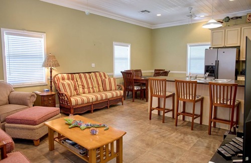 West End House | Ironwood - 3-bedroom villa with dock and pool at Old Bahama Bay, West End