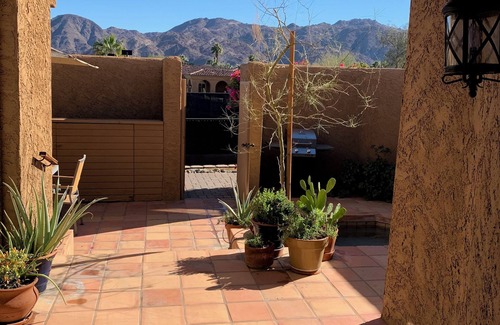 Palm Desert House | Ironwood Country Club 2 Bedroom with Spa and Mountain Views