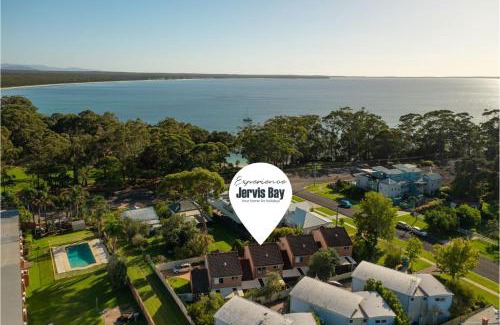 Huskisson House | Irrilassa by the Beach by Experience Jervis Bay