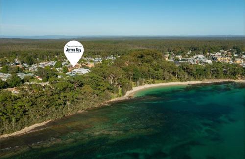 Huskisson House | Irrilassa by the Beach by Experience Jervis Bay