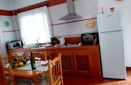 Alojera Apartment | Isabel (upper floor) wonderful views of the sea and the mountains