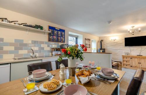 Boncath House | Isaf