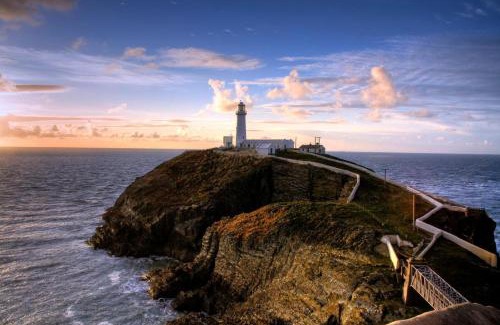 Boncath House | Isaf