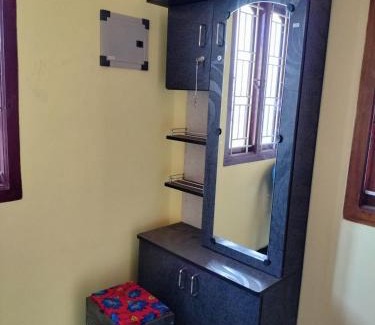 Tiruchendur House | Isakki Cottage
