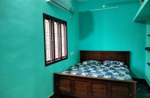 Tiruchendur House | Isakki Cottage