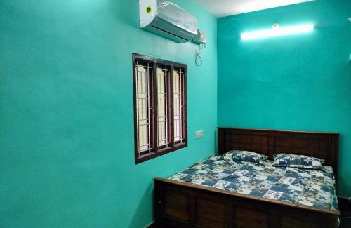 Tiruchendur House | Isakki Cottage