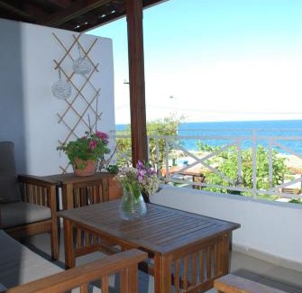 Velika House | Isalos