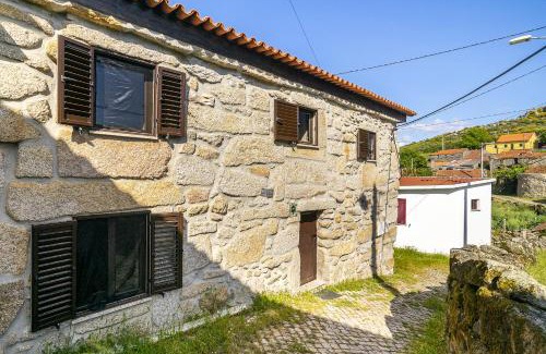 Meada House | Isatour Casa na Serra
