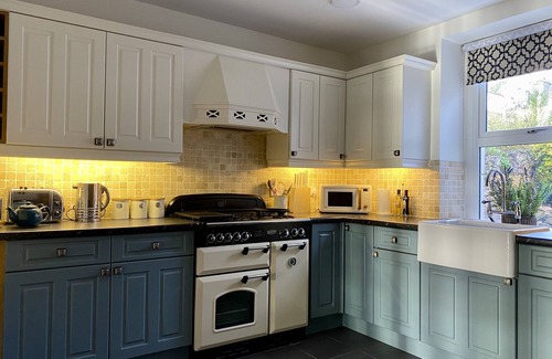 Penrhyn Bay Cottage | Isfyn, Boutique style cottage with stunning views in Llandudno.