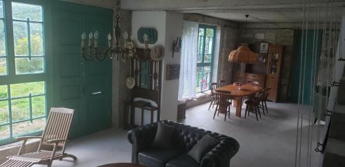 Tsageri House | Isiani Guesthouse