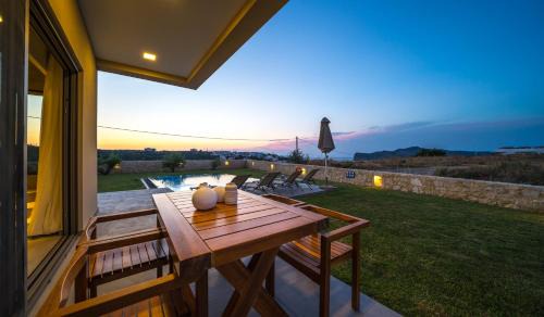 Kato Stalos Villa | Iskios Villas