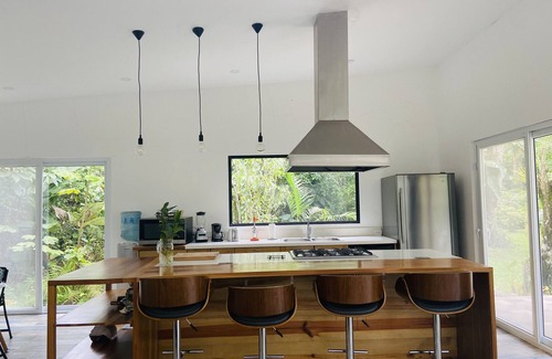 Big Creek House | Isla Colon, Bocas Del Toro, Modern home in the jungle near the beach w/Internet