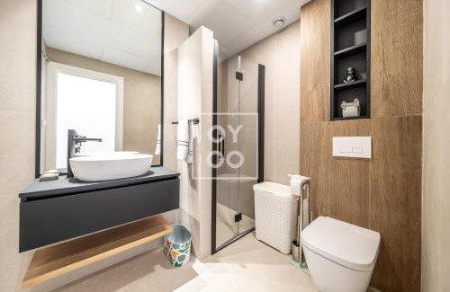 Alhama de Murcia Apartment | Isla de la Sierra lake mountain views by OYOOSTAYS