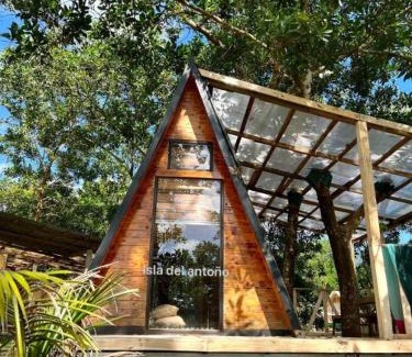 Cavinti Other | Isla Del Antoño