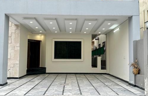 E-11 Sector House | Islamabad Family Residence