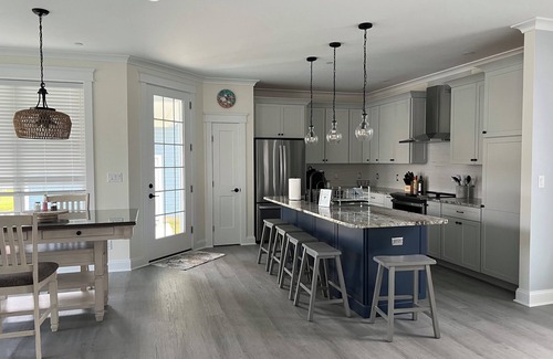 Chester House | Island Blue Getaway! Brand new charming family friendly Home on Kent Island MD