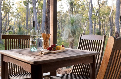 Yelverton Cabin | Island Brook Chardonnay Chalet- Exclusive Escapes Rural Margaret River chalet
