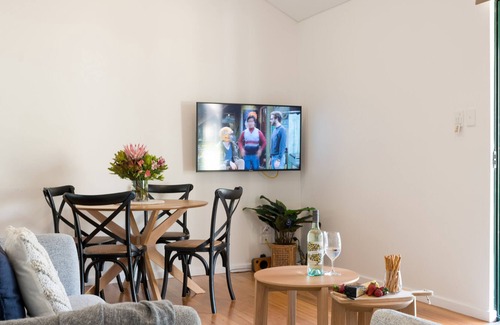 Yelverton Cabin | Island Brook Semillon Chalet- Exclusive Escapes. 2 Bedroom Chalet in Margaret River wine region